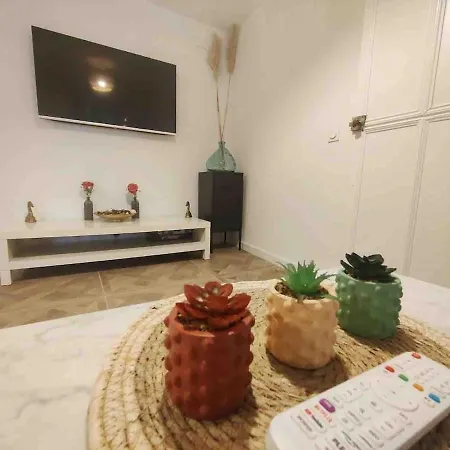 Hyper Center - Avec Exterieur Appartement *